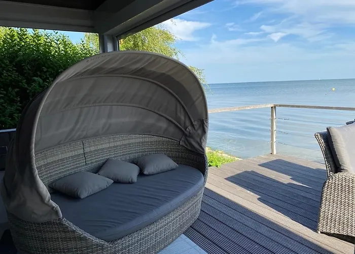 Дом отдыха Seaside Бовенкарспел